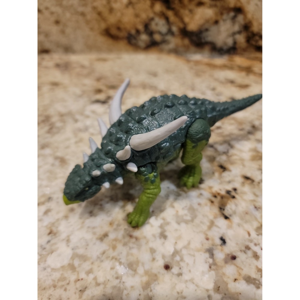 Jurassic World Dino Escape Fierce Force Sauropelta Dinosaur Figure Jurassic Park
